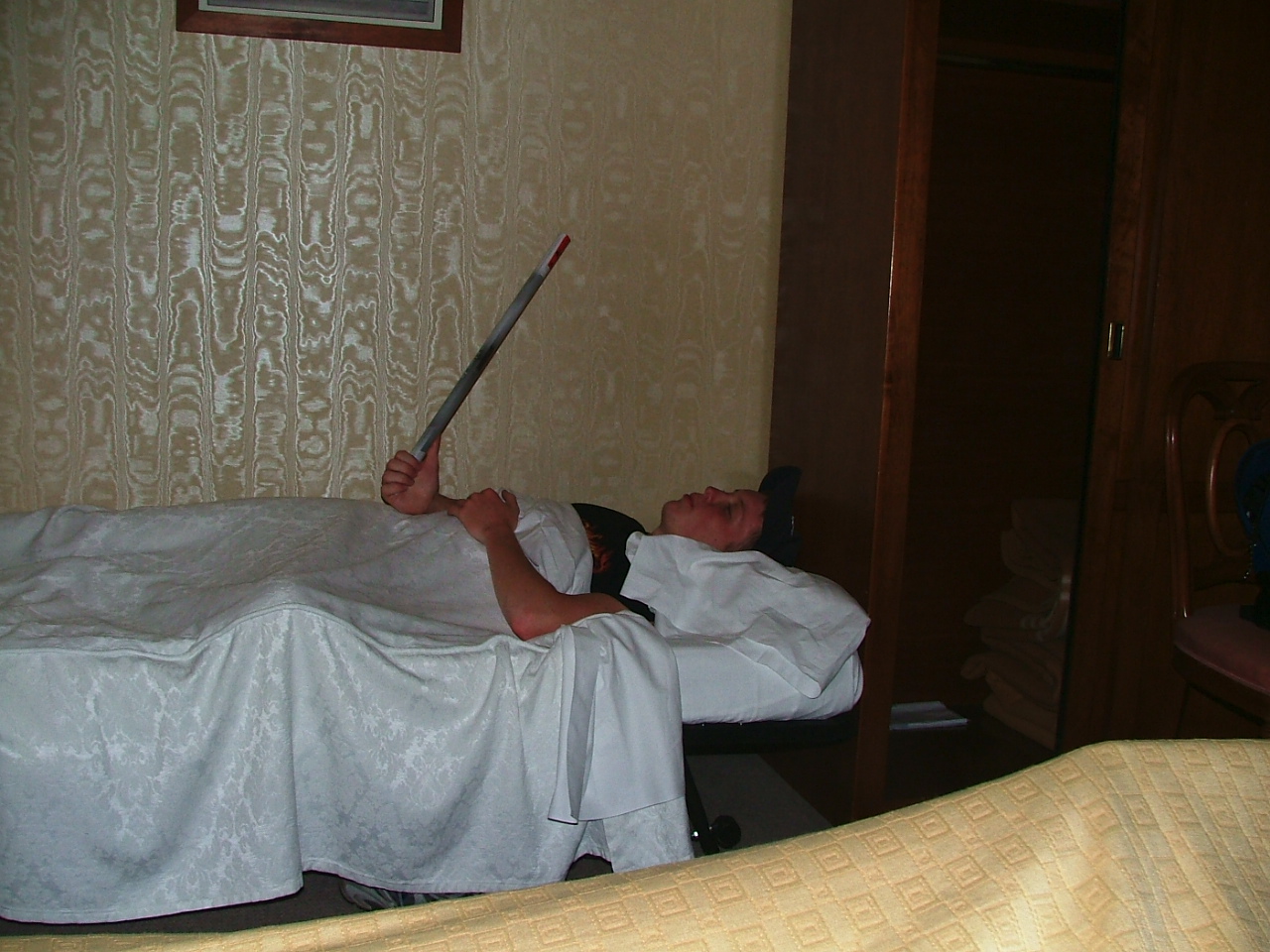 2004_0712Image0141 Kiss Women.JPG